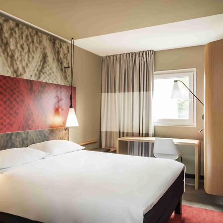 Hotel Ibis Coimbra Centro Luaran gambar