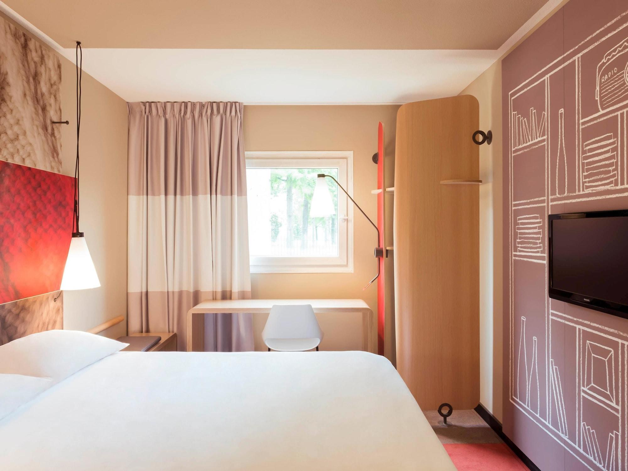 Hotel Ibis Coimbra Centro Luaran gambar