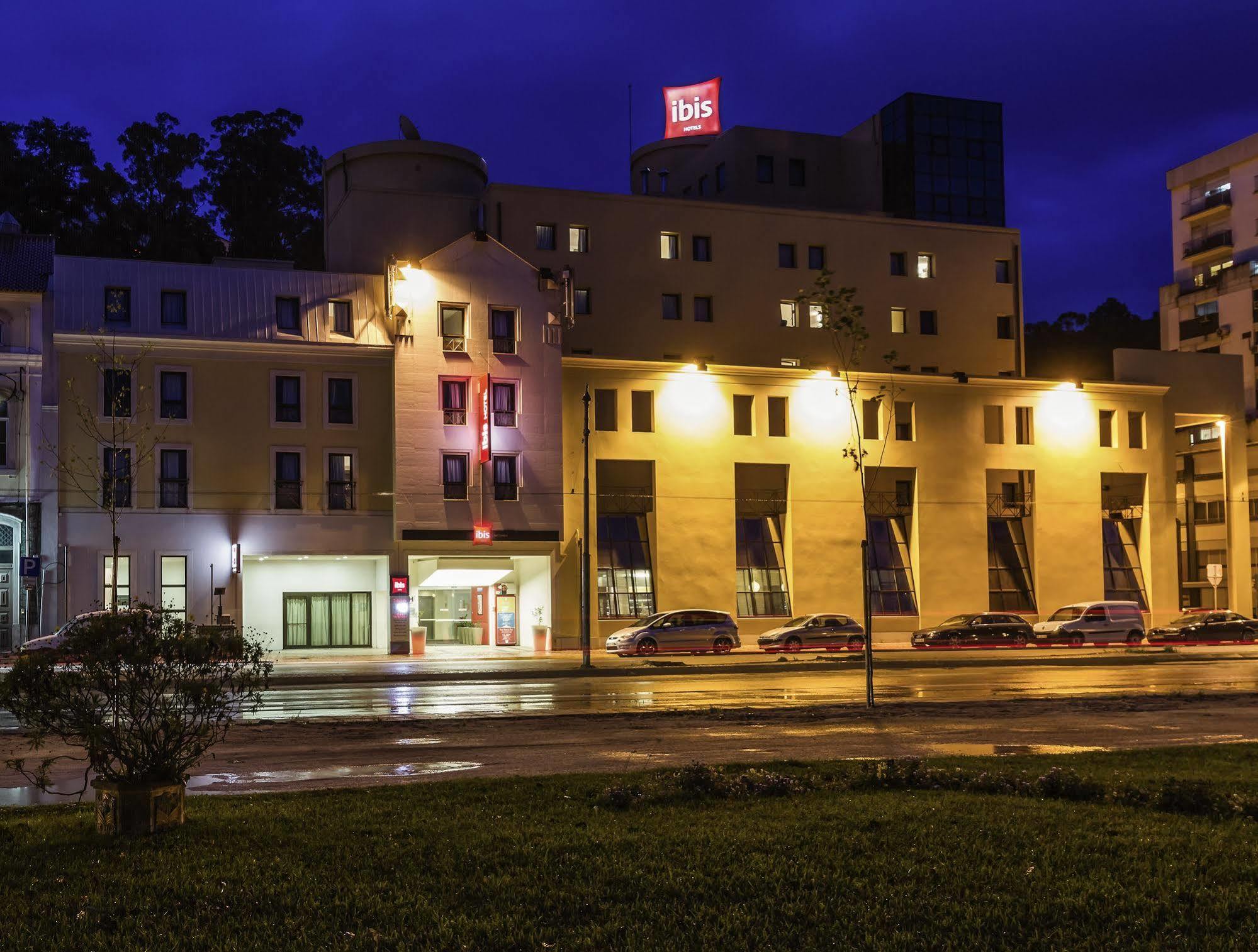 Hotel Ibis Coimbra Centro Luaran gambar